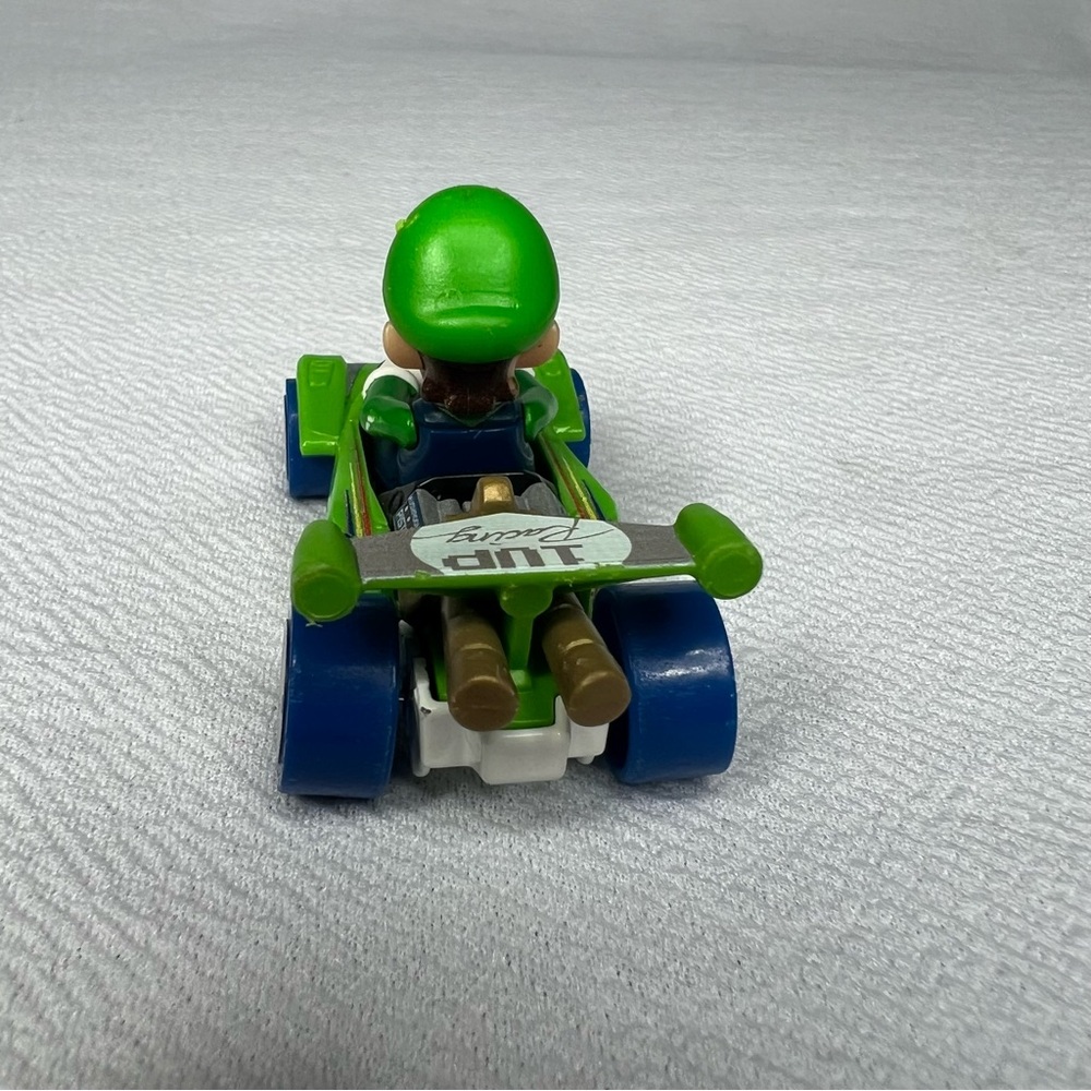 Hot Wheels Mario Kart Luigi Standard Kart 2018 Mattel Nintendo Diecast - Picture 3 of 6